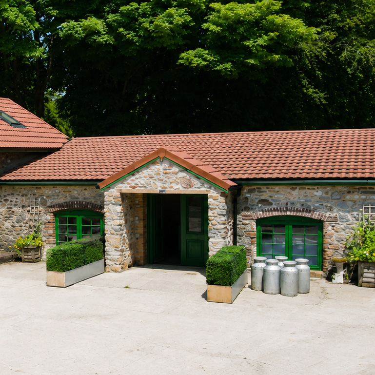 Bandpitt Barn Courtyard 2